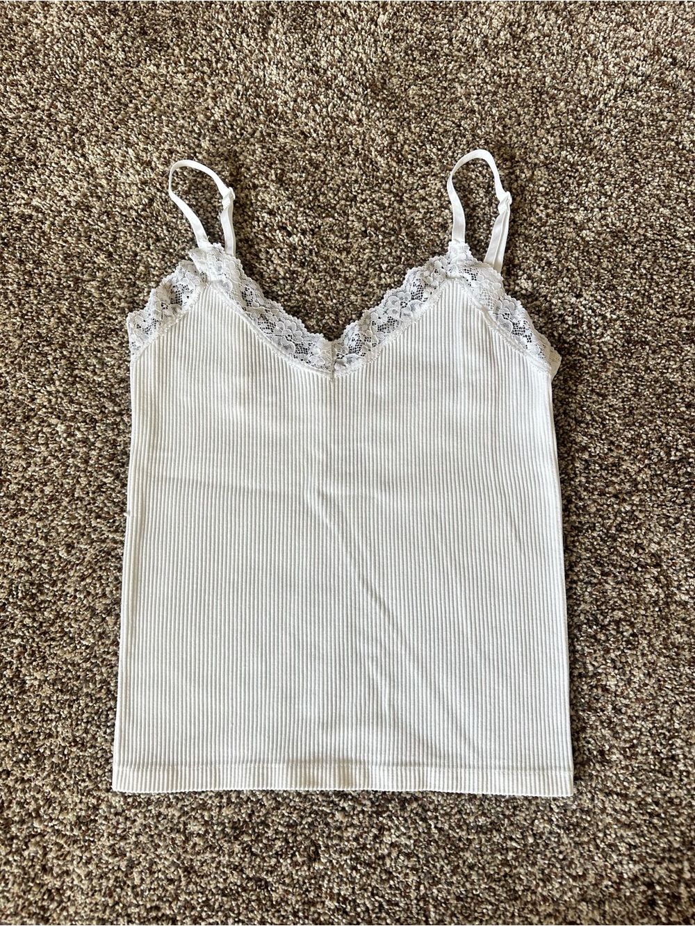 Y2K 2000’s Justify white cami tank top with lace trim
